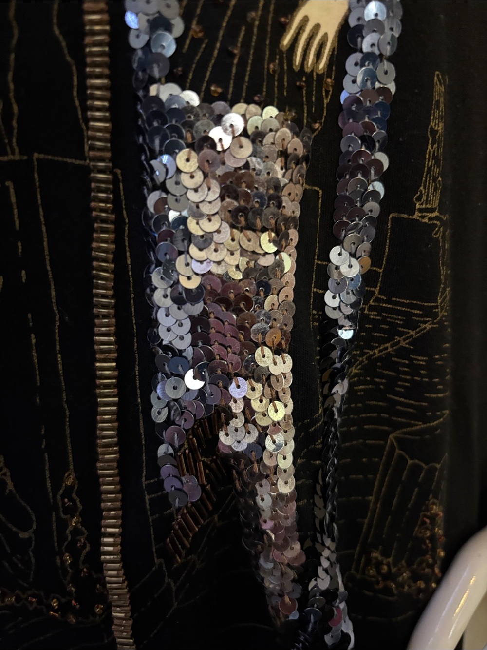 Black Sequin Embellished Graphic Women's Sweatshirt - Picture 3 of 11